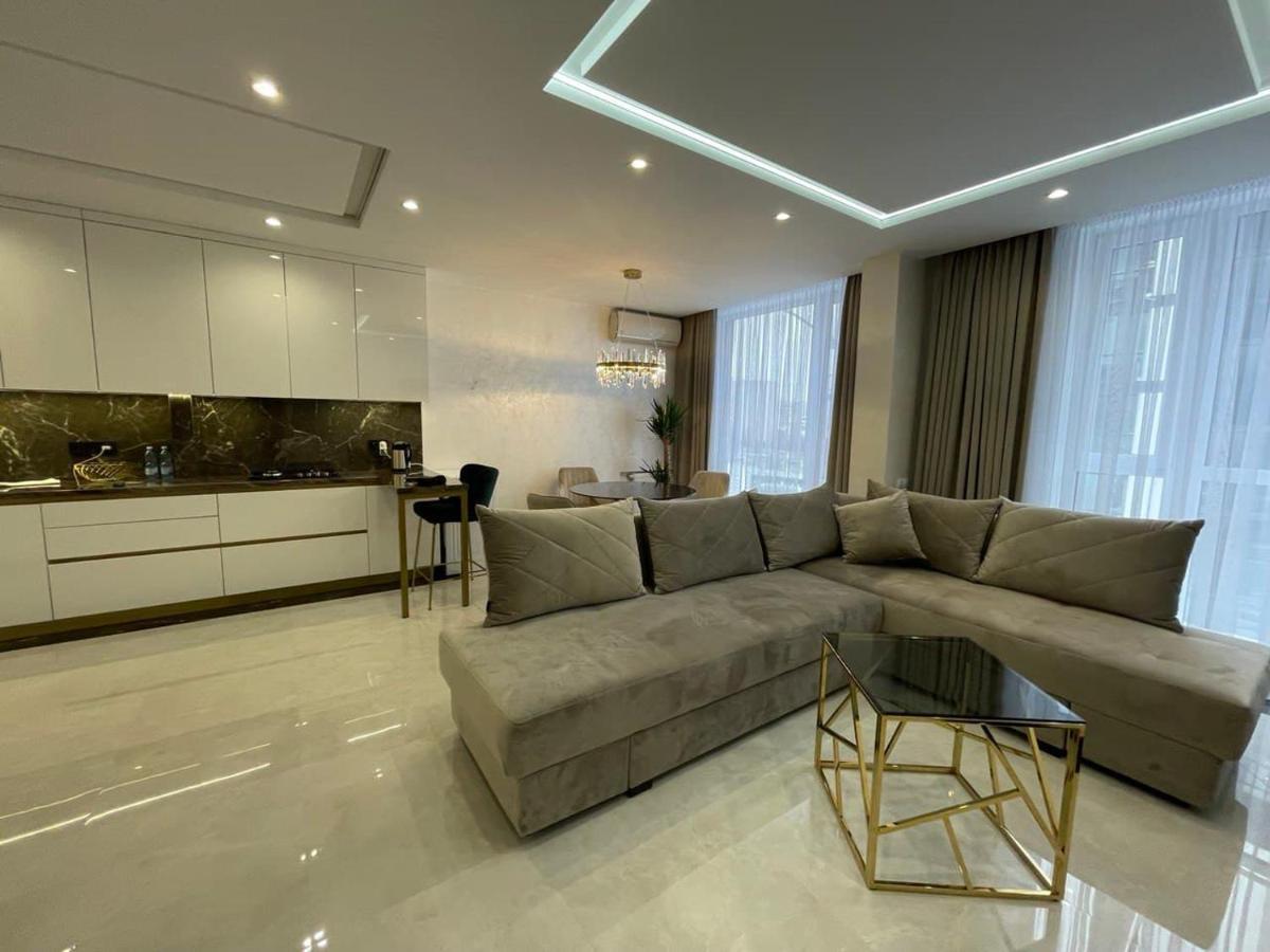 Apartments Vip Avalon إلفيف المظهر الخارجي الصورة